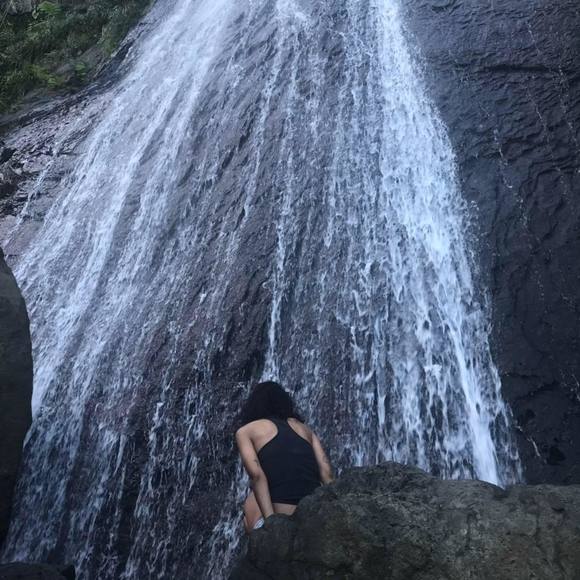 Meet your Posher, Myra - Picture 1 of 1